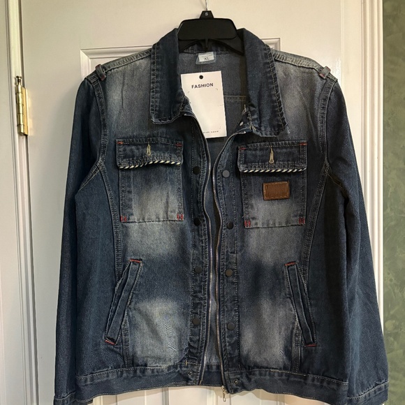 Jean jacket - Picture 1 of 5